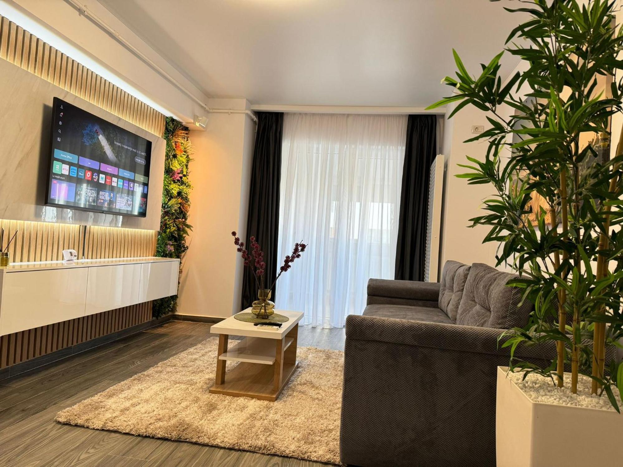 Luxury Glam Apartments Central Adress Bucuresti With Parking エクステリア 写真