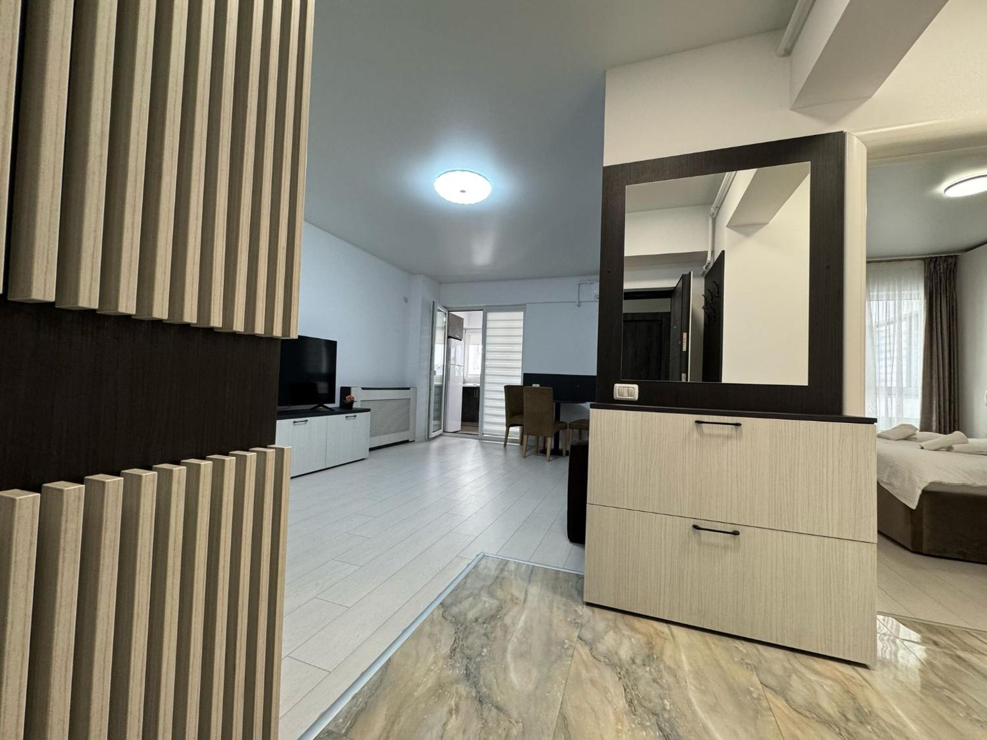 Luxury Glam Apartments Central Adress Bucuresti With Parking エクステリア 写真
